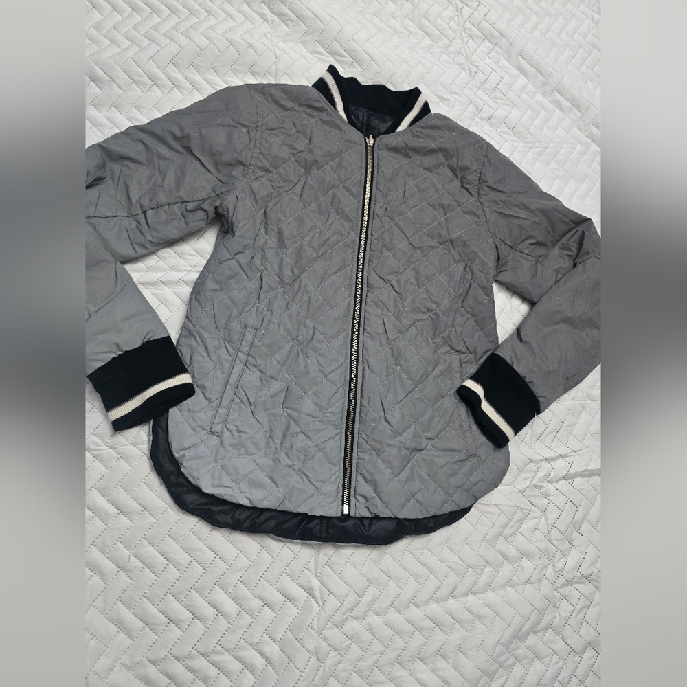 Athleta Reflective Reversible Quilted Jacket - Picture 4 of 11